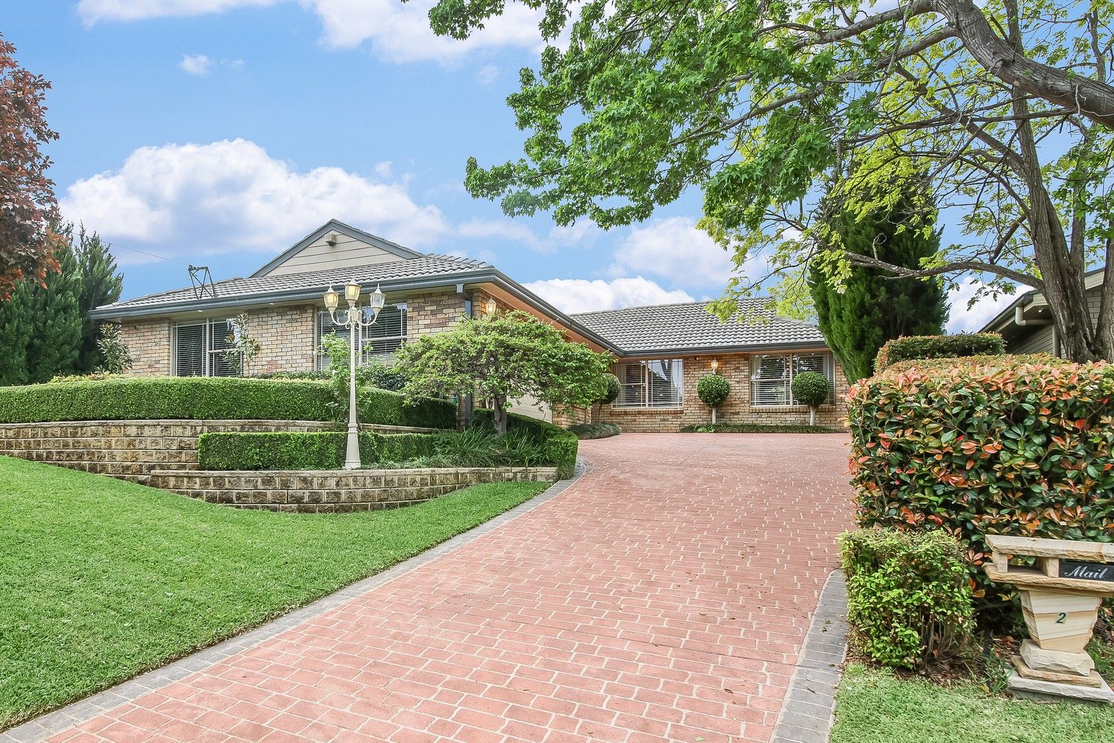 5 bedrooms House in 2 Brigalow Avenue CAMDEN SOUTH NSW, 2570