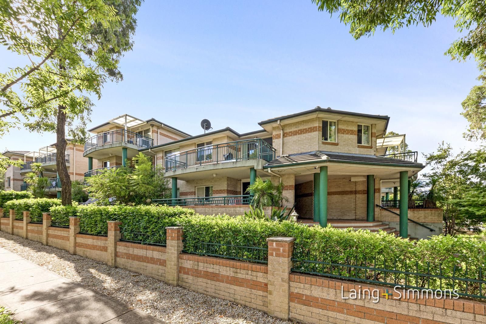 2 bedrooms Apartment / Unit / Flat in 4/71-77 O'Neill St GUILDFORD NSW, 2161