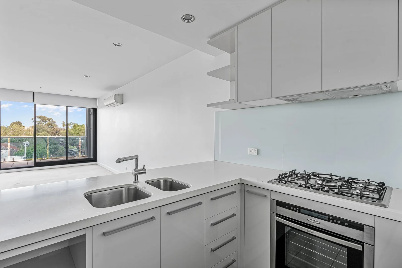 Additional image 7 of 304/449 Hawthorn Road, Caulfield South VIC 3162