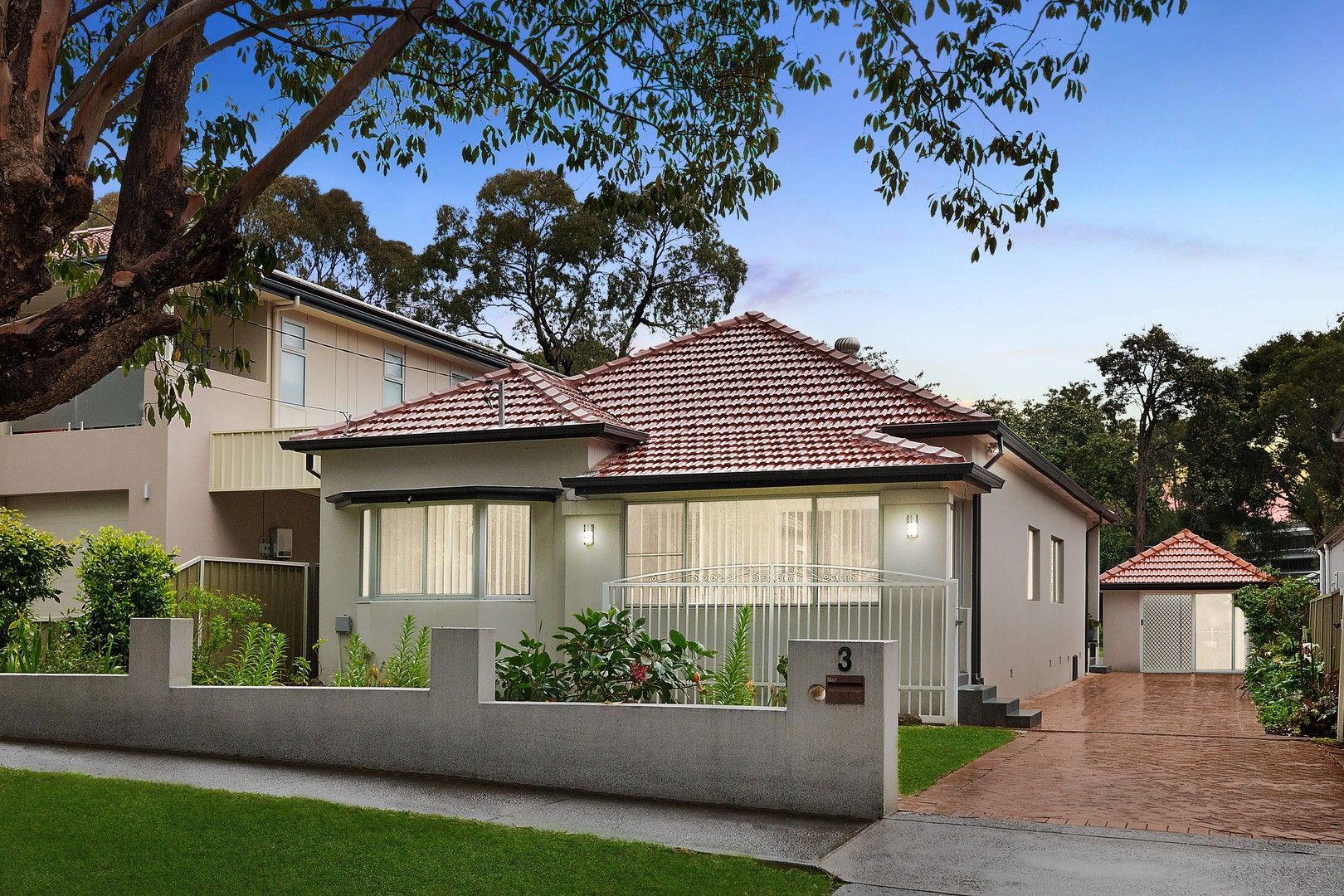 3 bedrooms House in 3 Fraser Street HOMEBUSH NSW, 2140