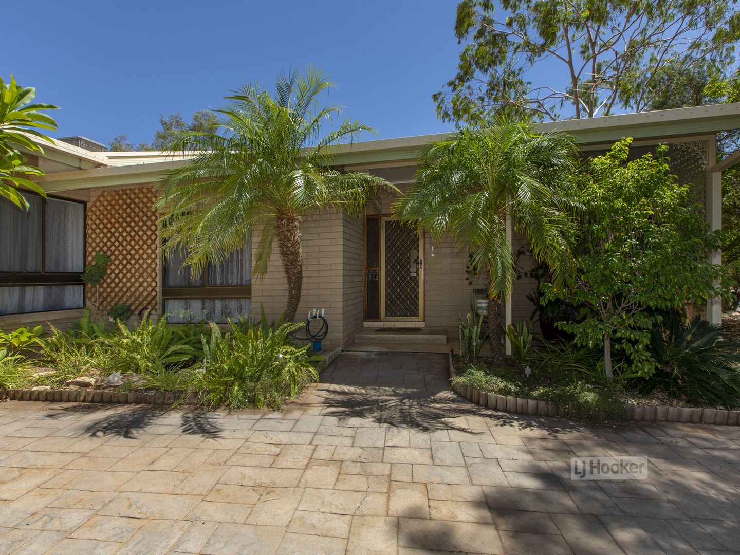 2 Gilbert Place, Larapinta NT 0875, Image 2