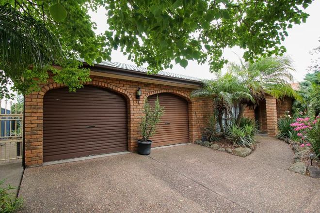 Picture of 3 Acacia Circuit, HUNTERVIEW NSW 2330
