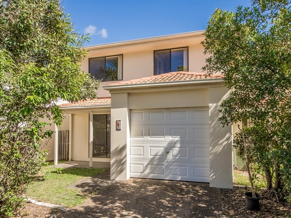 301/1-15 Gentian Drive, Arundel QLD 4214