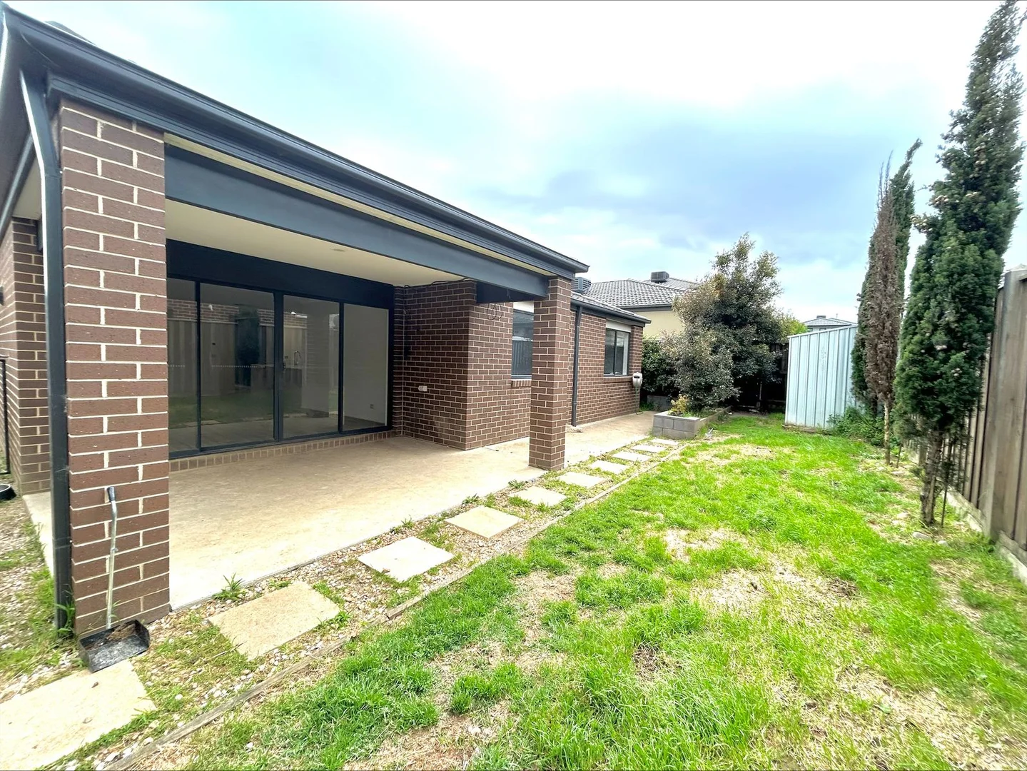 203 Heather Grove, Clyde North VIC 3978 - House For Rent | Domain