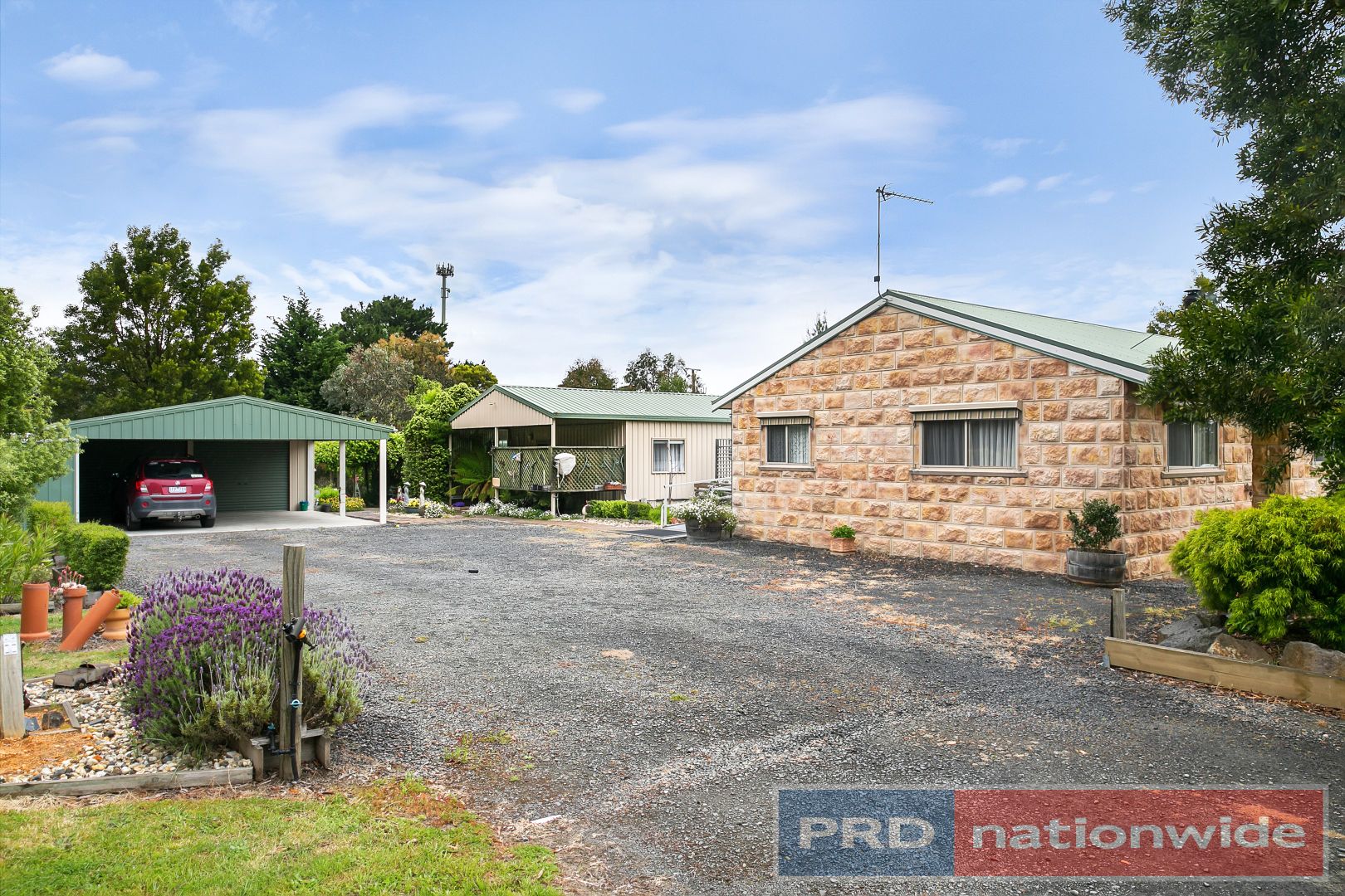 3 Springwood Close, Enfield VIC 3352, Image 2