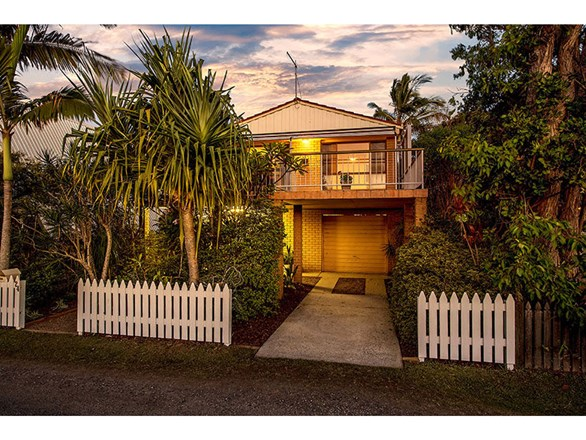 24 South Beach Road, Brunswick Heads NSW 2483