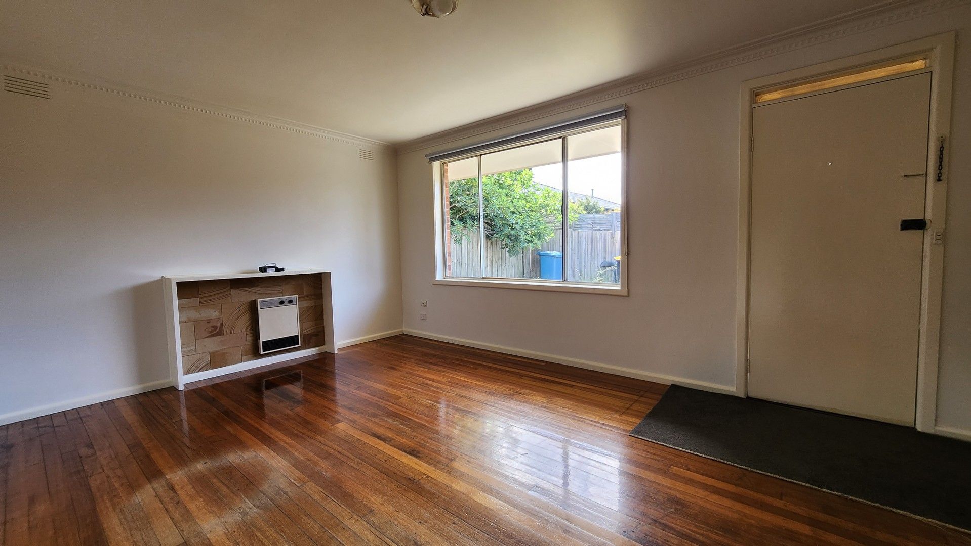2 bedrooms Apartment / Unit / Flat in 4/27 Holmes Street NOBLE PARK VIC, 3174