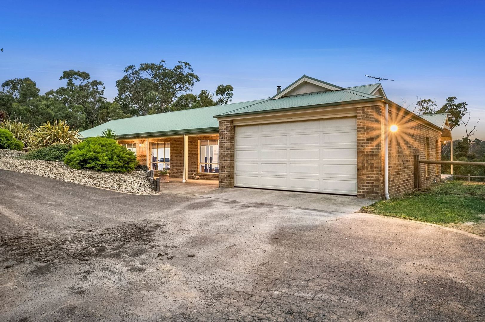 340 South Mountain Road, Upper Plenty VIC 3756, Image 1