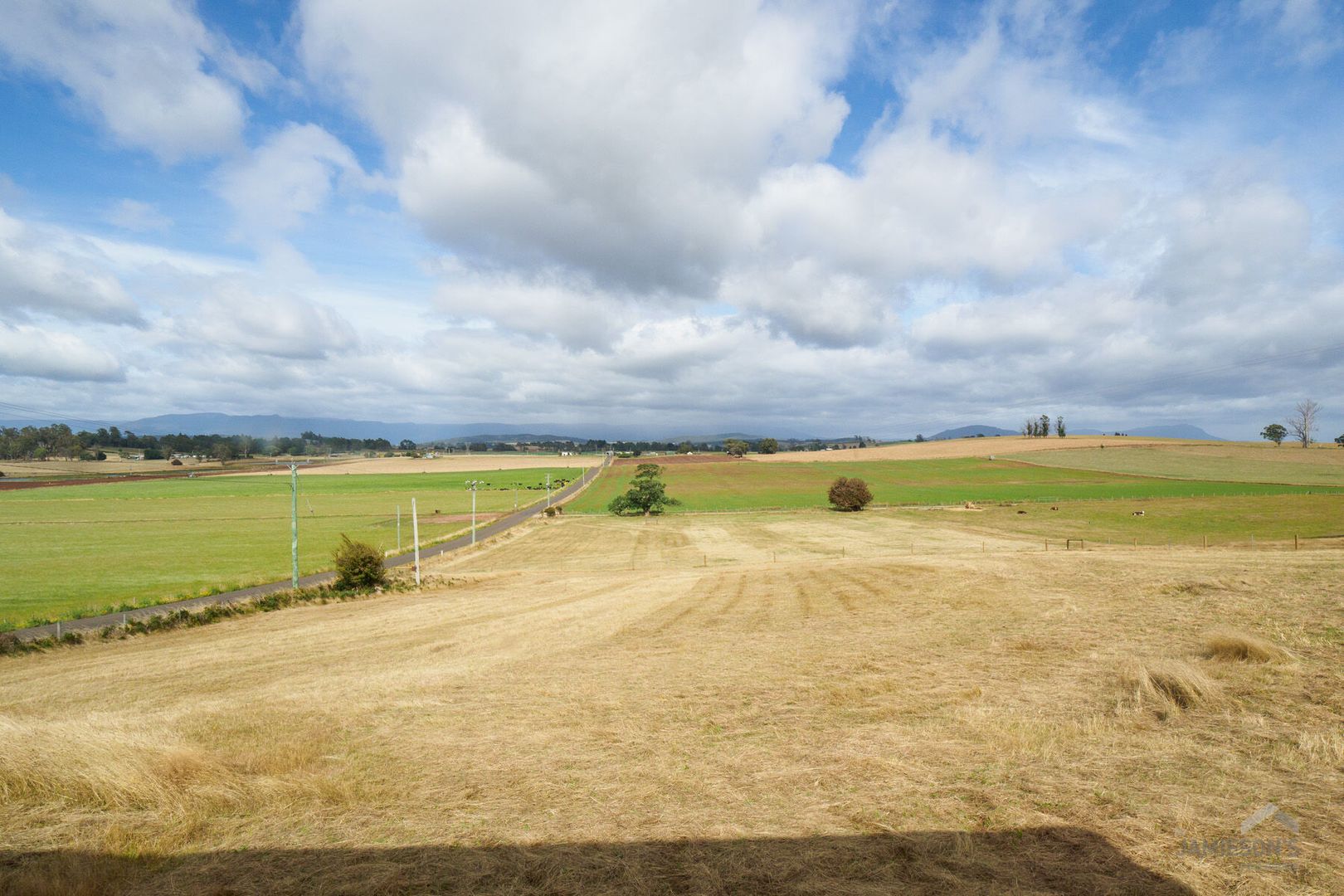 185 Weetah Road, Deloraine TAS 7304, Image 2