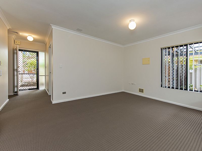 4/23-25 Queen Street, Bentley WA 6102, Image 1