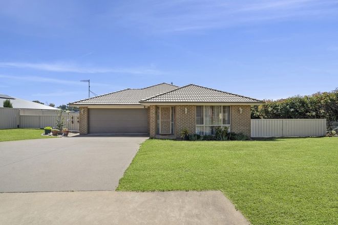 Picture of 34 Tait Street, CROOKWELL NSW 2583