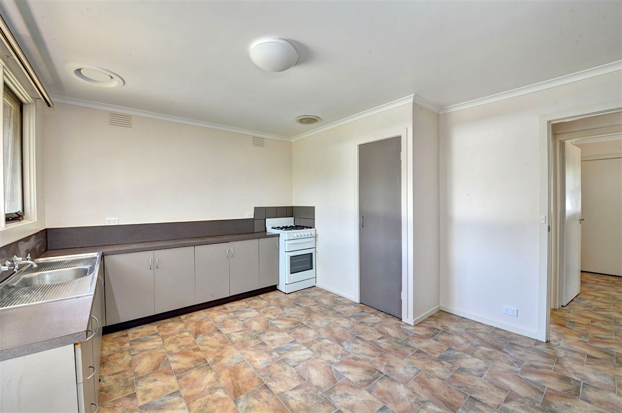 2/610 Somerville Street, Buninyong VIC 3357, Image 2