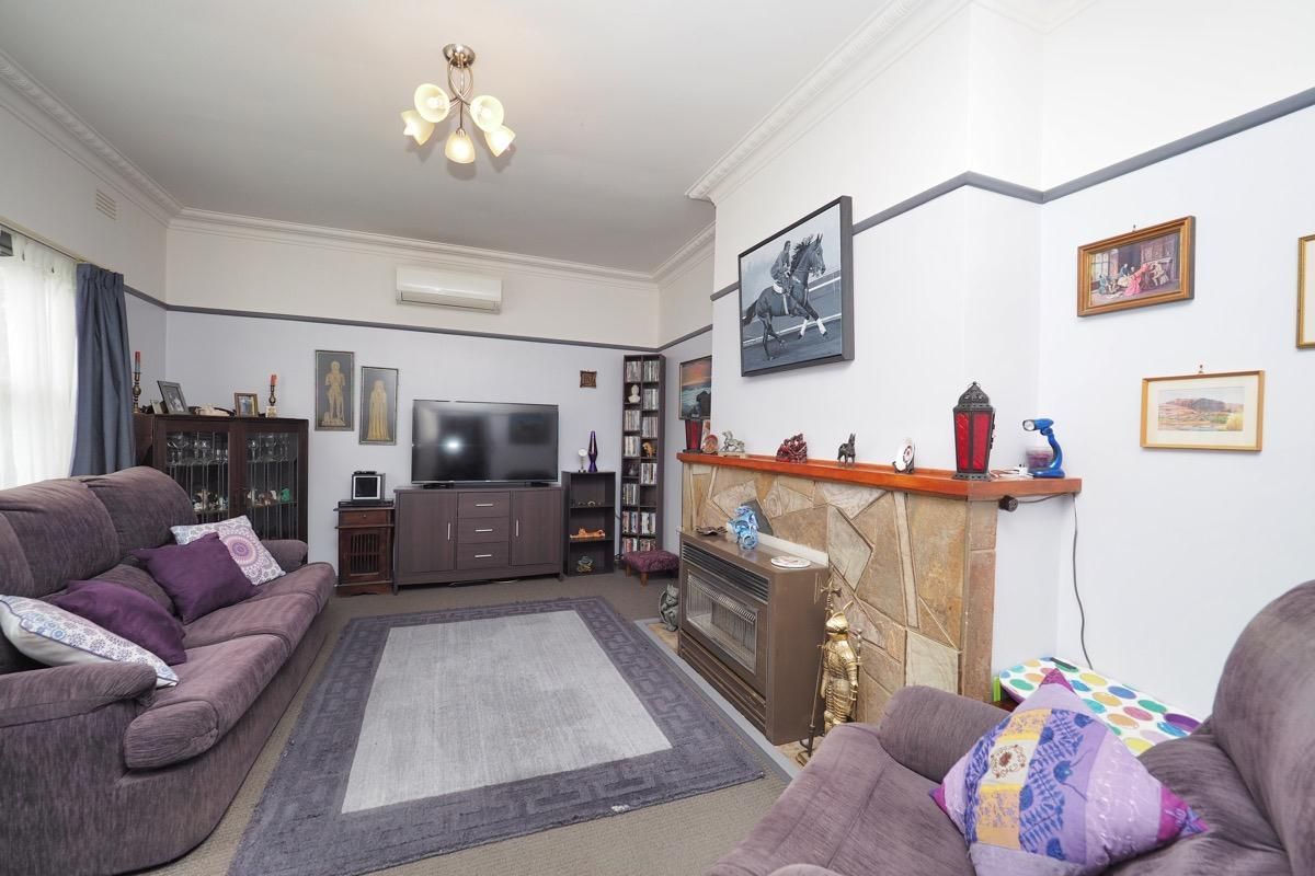 10 Wileman Street, Willaura VIC 3379, Image 2