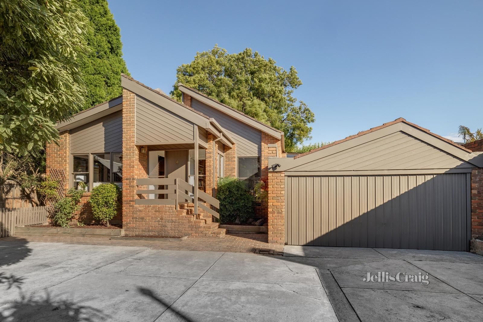1/74 Rosedale Road, Glen Iris Property History & Address Research
