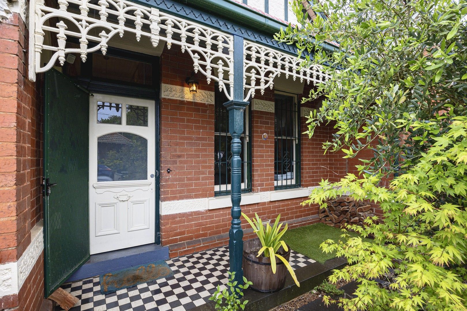 3 bedrooms House in 26 Lambeth Place ST KILDA VIC, 3182