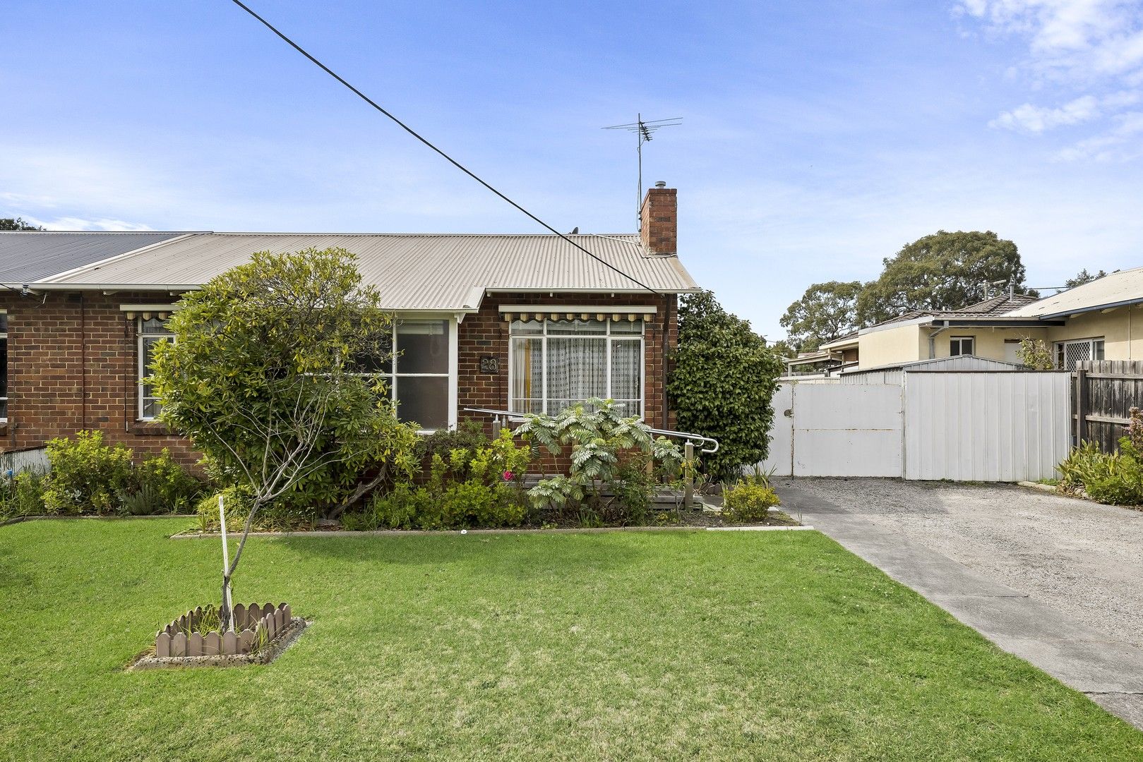 2 bedrooms House in 28 Elliott Street HEIDELBERG HEIGHTS VIC, 3081