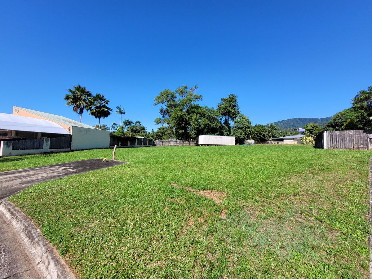 21 Serissa Street, Mooroobool QLD 4870, Image 0