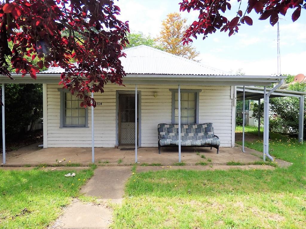 104 Thompson Street Cootamundra Nsw 2590 Domain