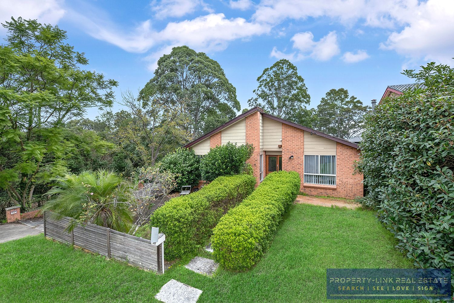 4 bedrooms House in 20 & 20A BURNS ROAD WINSTON HILLS NSW, 2153