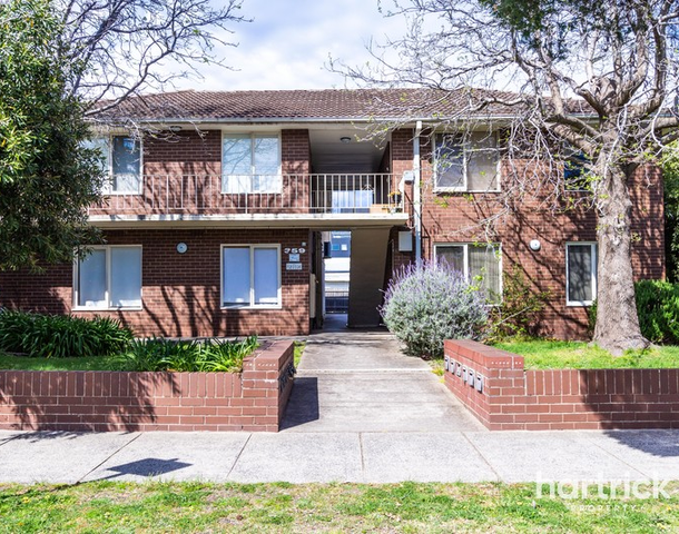 8/359 Balaclava Road, Caulfield North VIC 3161