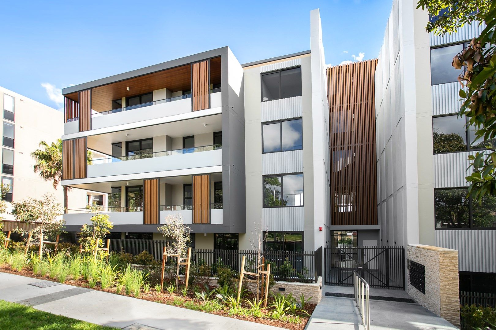 2 bedrooms Apartment / Unit / Flat in 103/11-15 Mitchell Avenue JANNALI NSW, 2226