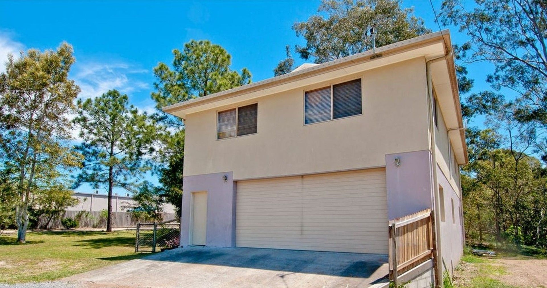 4 bedrooms House in 26 Beenleigh Redland Bay Road LOGANHOLME QLD, 4129