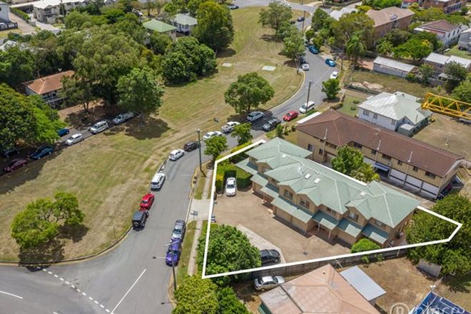 Picture of 1-4/30 Sammells Drive, CHERMSIDE QLD 4032