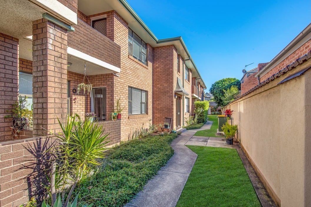 2 bedrooms Apartment / Unit / Flat in 5/38-40 Bruce Street COOKS HILL NSW, 2300