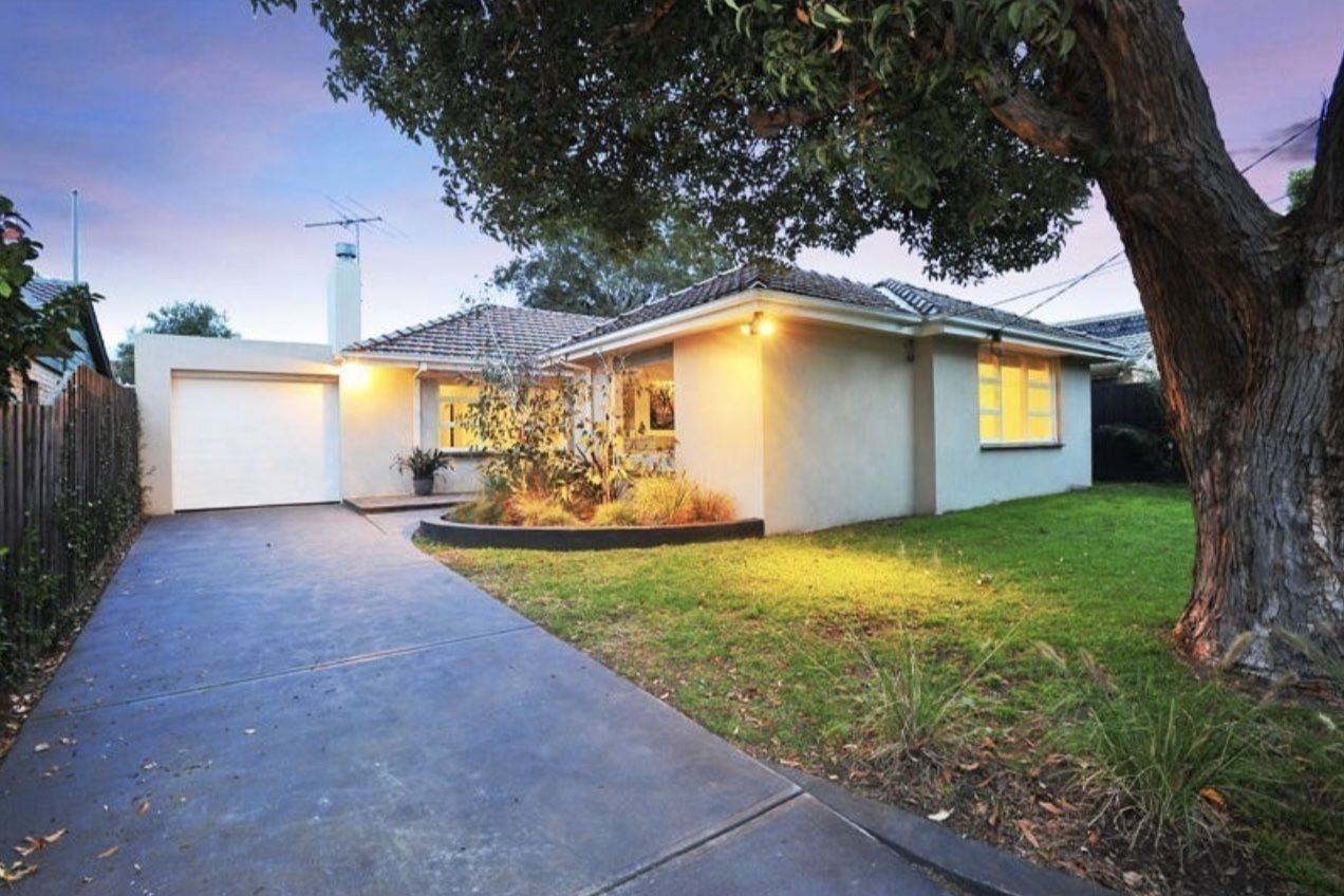 4 bedrooms House in 38 Paul Street CHELTENHAM VIC, 3192