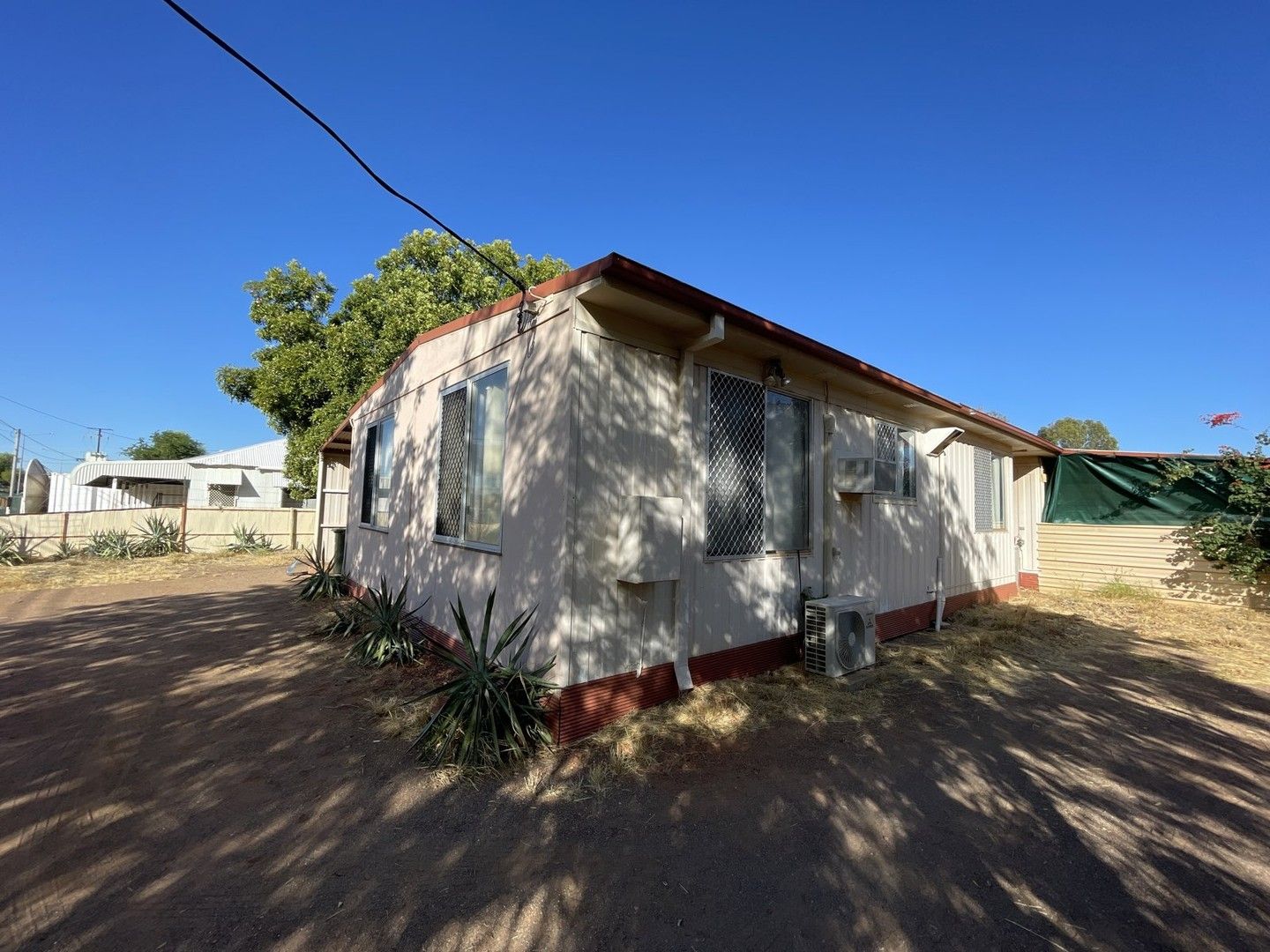 2 bedrooms House in 1/185 Paterson St TENNANT CREEK NT, 0860