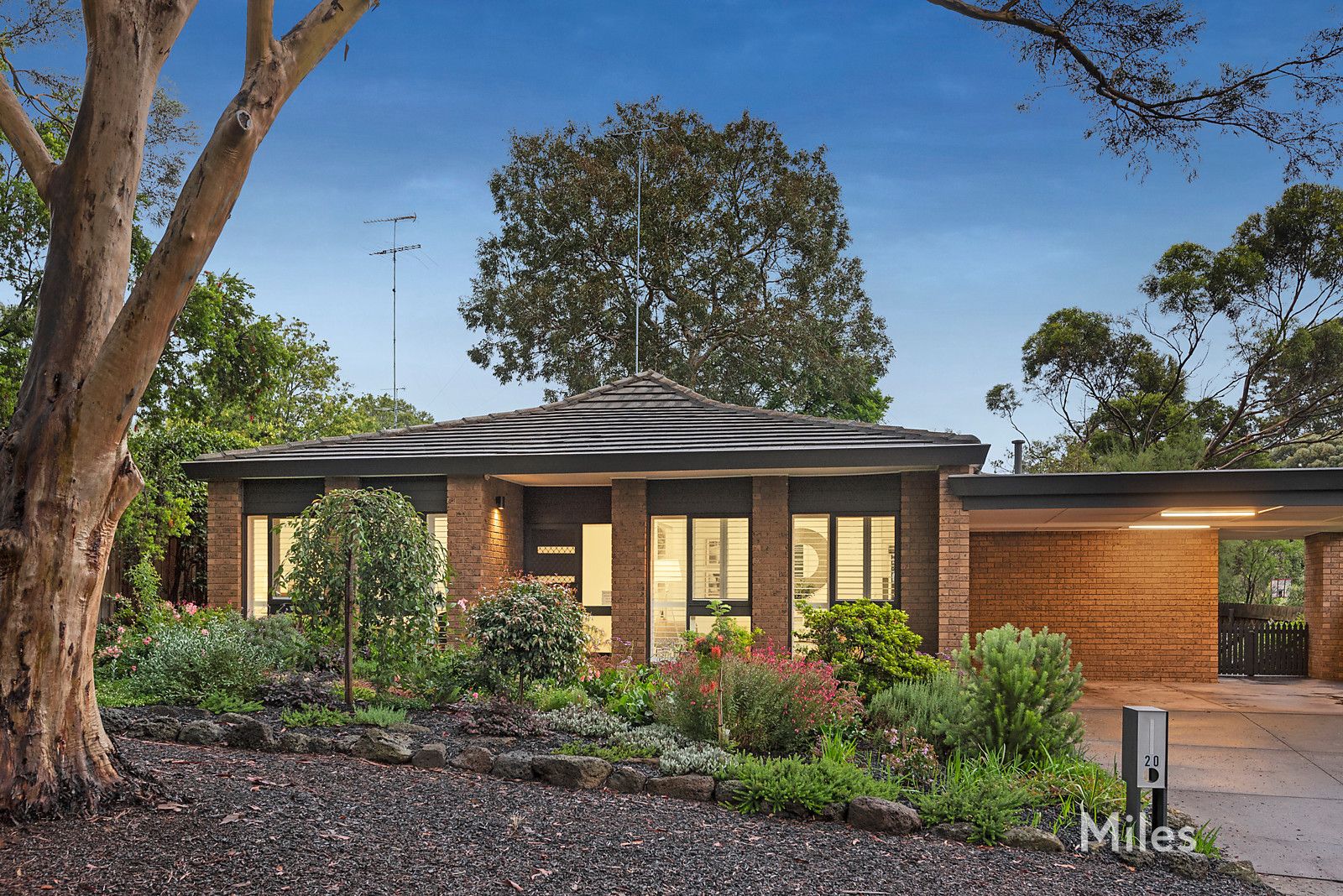 20 Phillips Crescent, Rosanna VIC 3084, Image 0