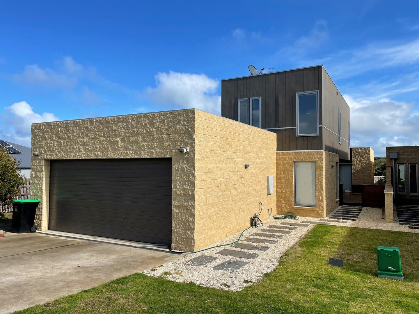 3 bedrooms Townhouse in 13A Oreilly Street PORT FAIRY VIC, 3284
