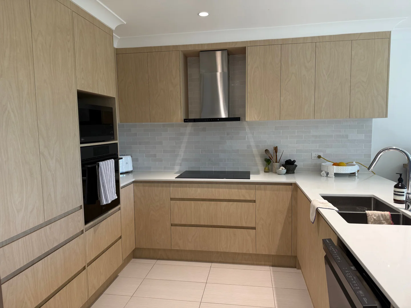 Additional image 2 of 3/194 Cypress St, Urangan QLD 4655