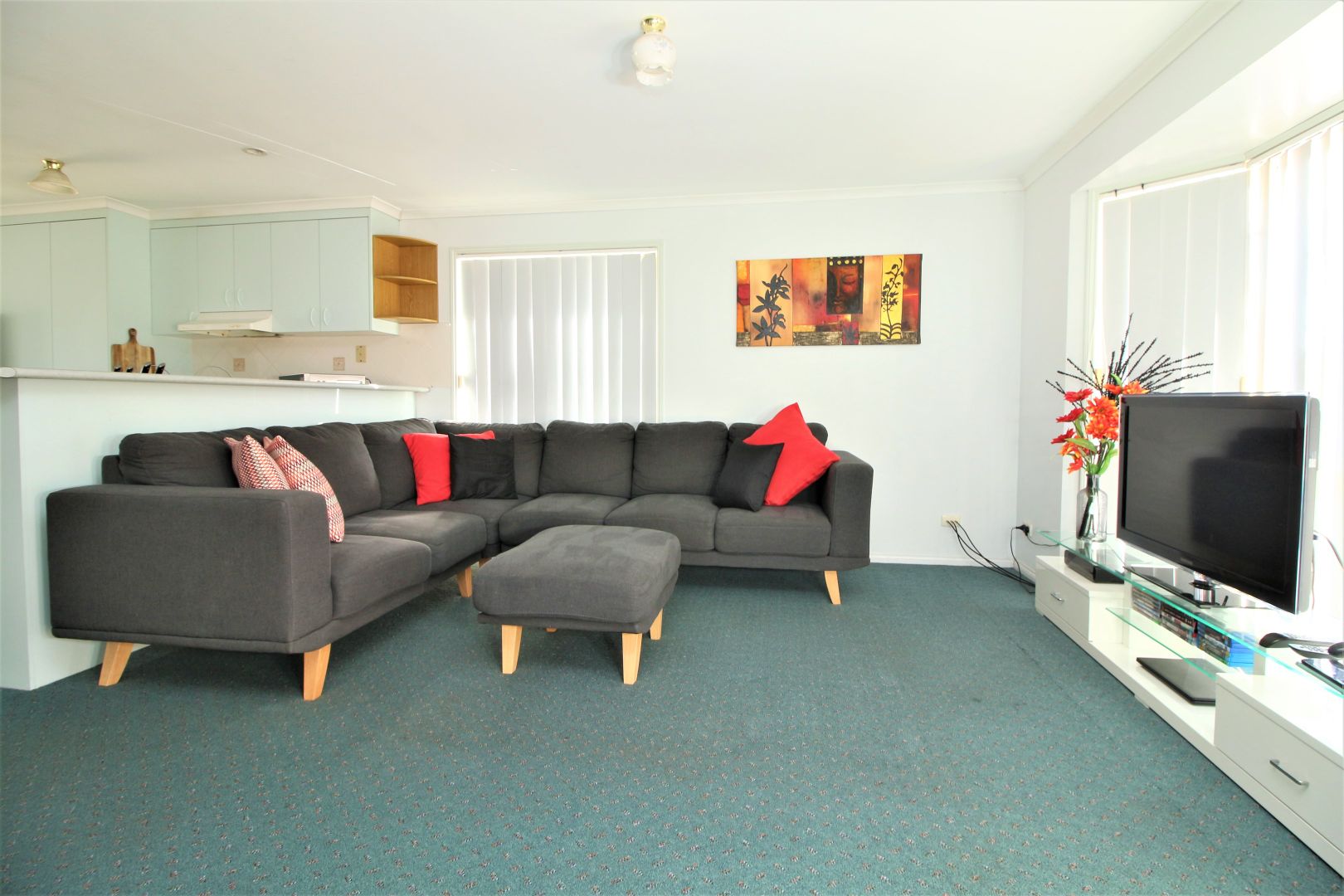 6/10-12 Erskine Road, Griffith NSW 2680, Image 1