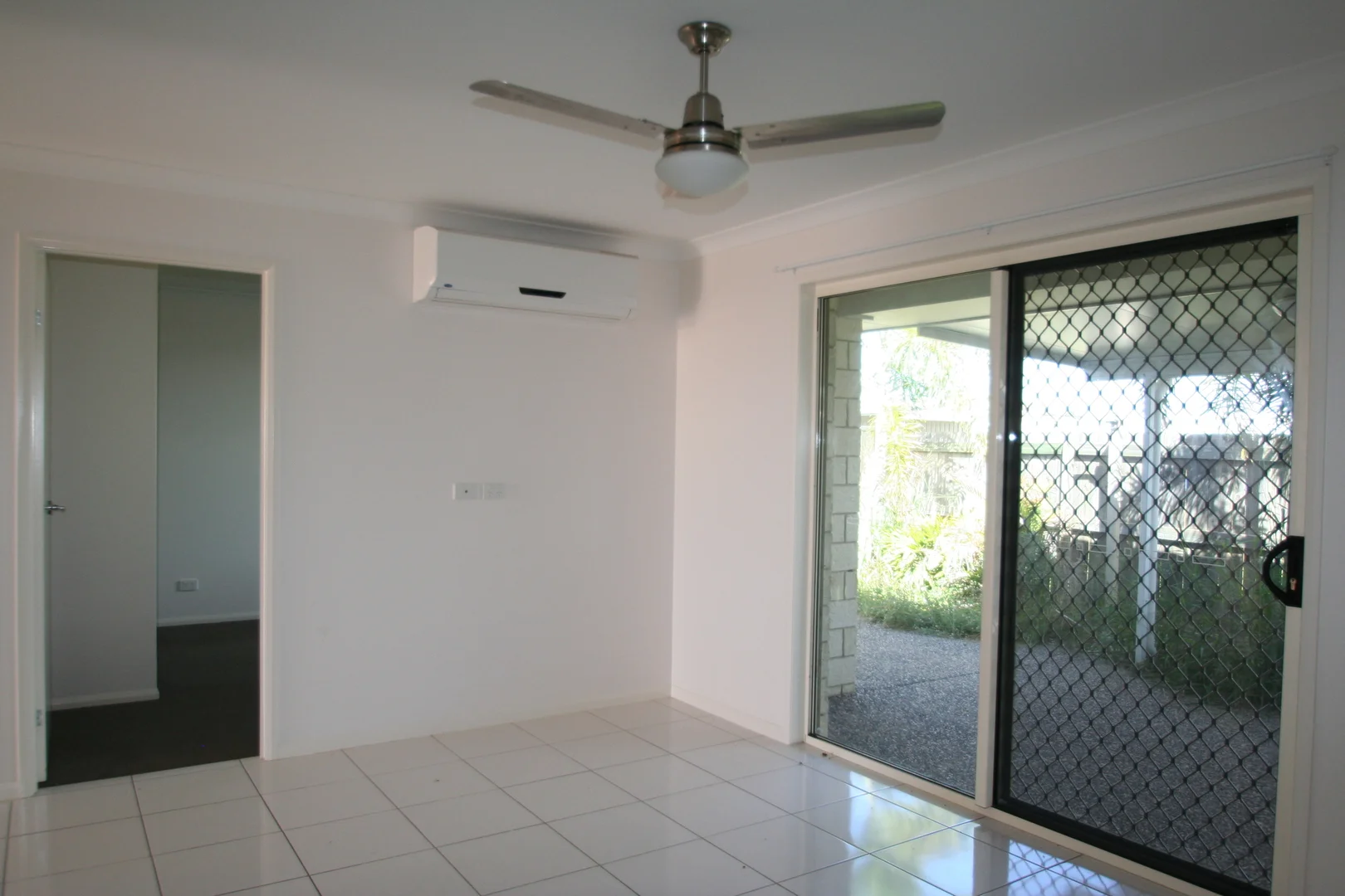 Additional image 5 of 3/29 Scenic Drive, Emerald QLD 4720