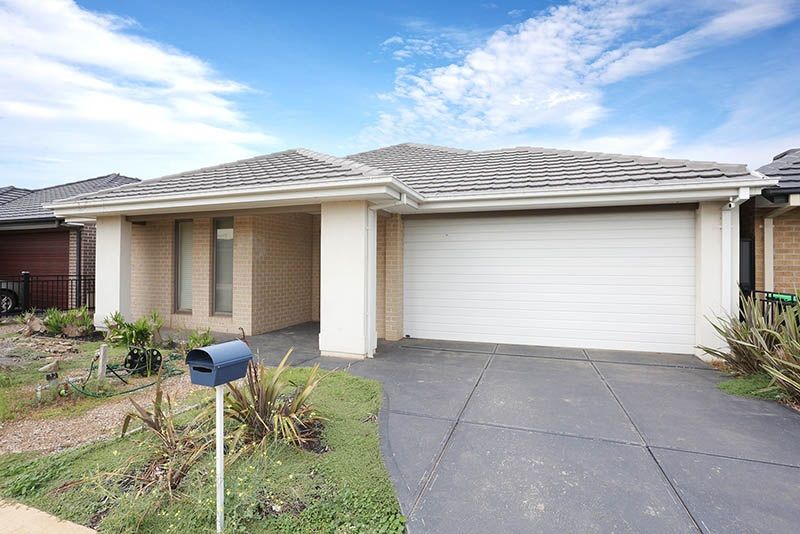 19 Snowsill Circuit, Point Cook VIC 3030, Image 0