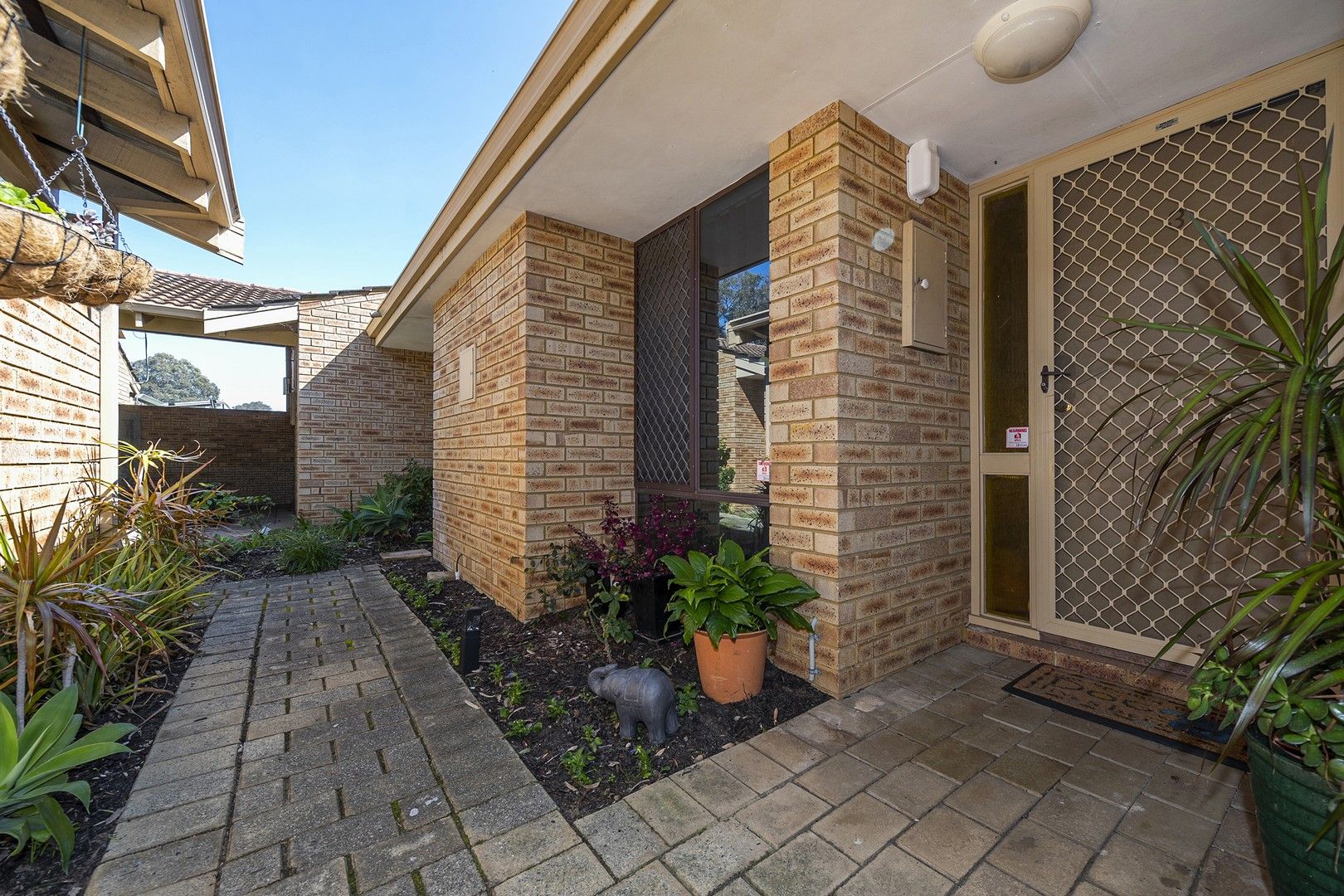 2 bedrooms Apartment / Unit / Flat in 3/13 Bray Place BEECHBORO WA, 6063
