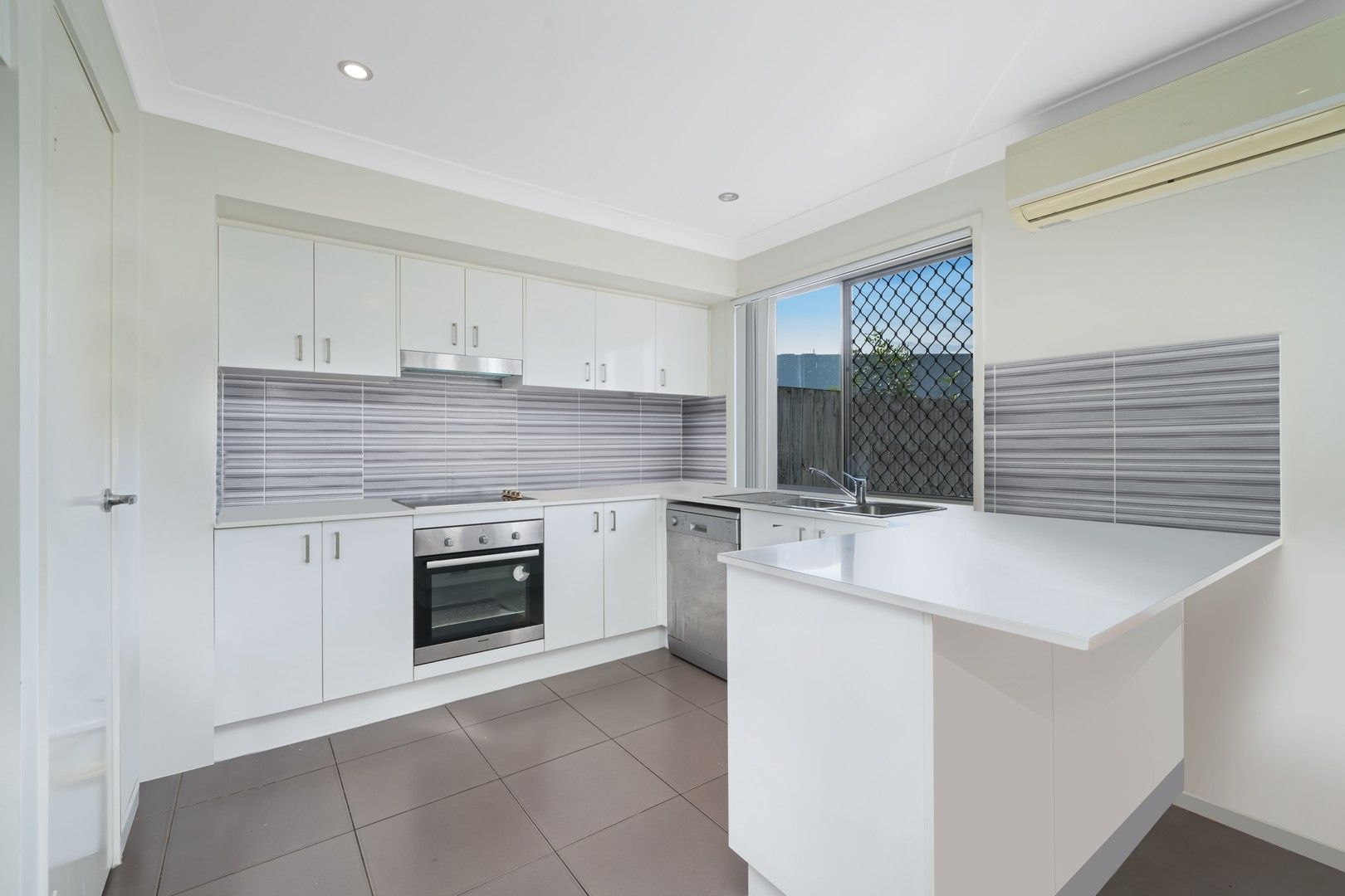 70/36 Higgs Street, Deception Bay QLD 4508, Image 0