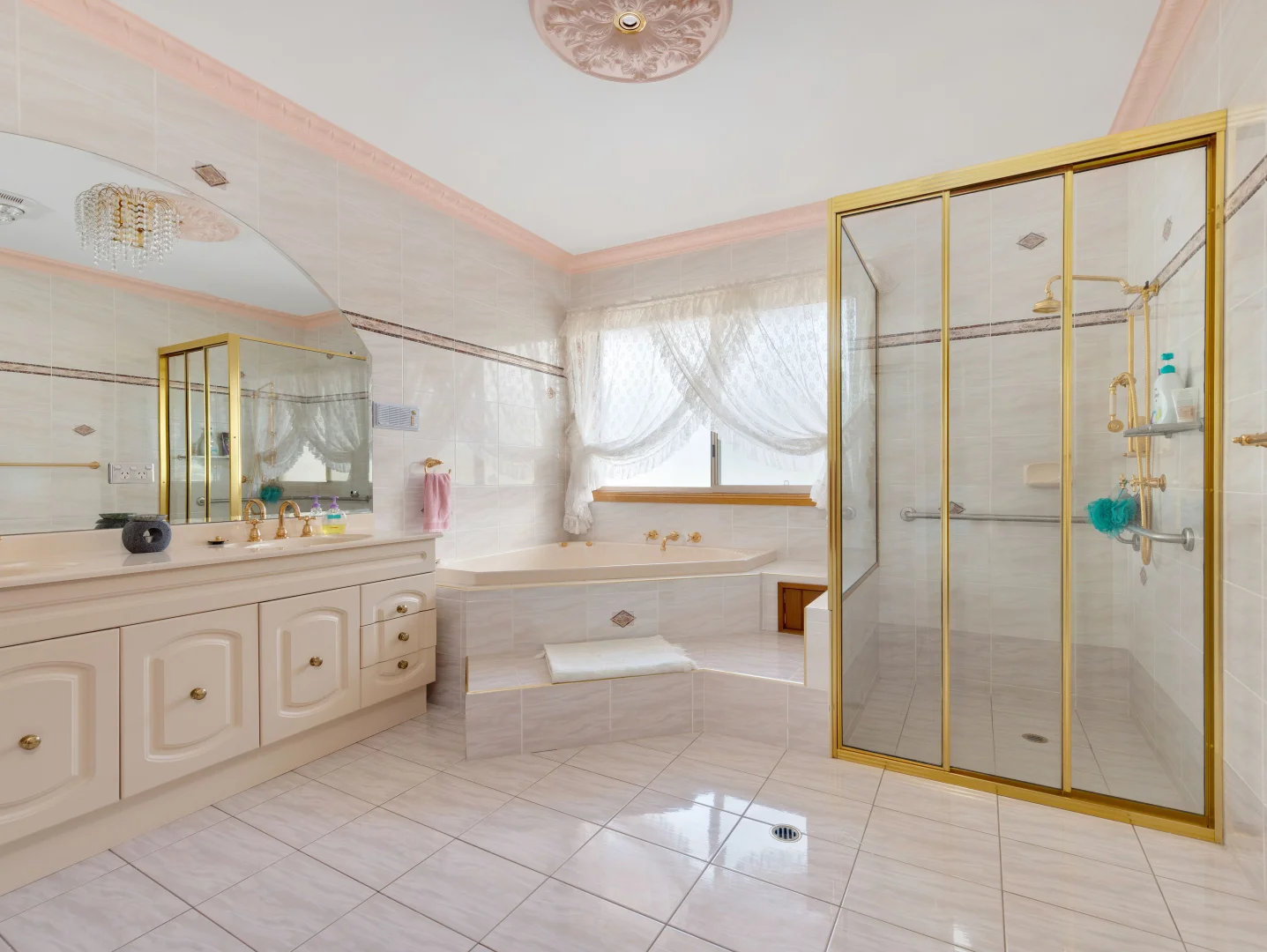 Additional image 5 of 4 Silverdell Place, Surf Beach NSW 2536