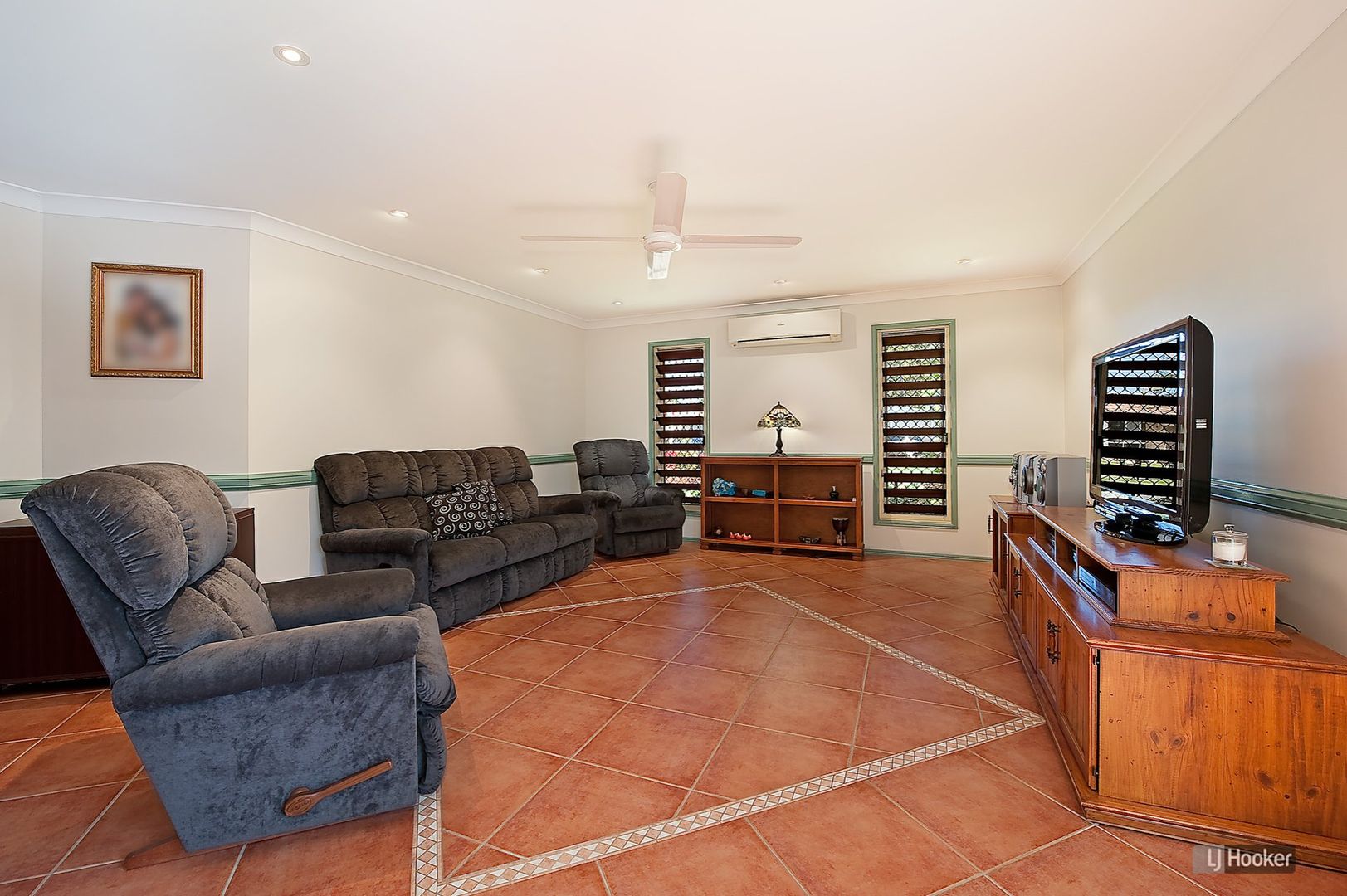 11 Brigalow Court, Murrumba Downs QLD 4503, Image 1