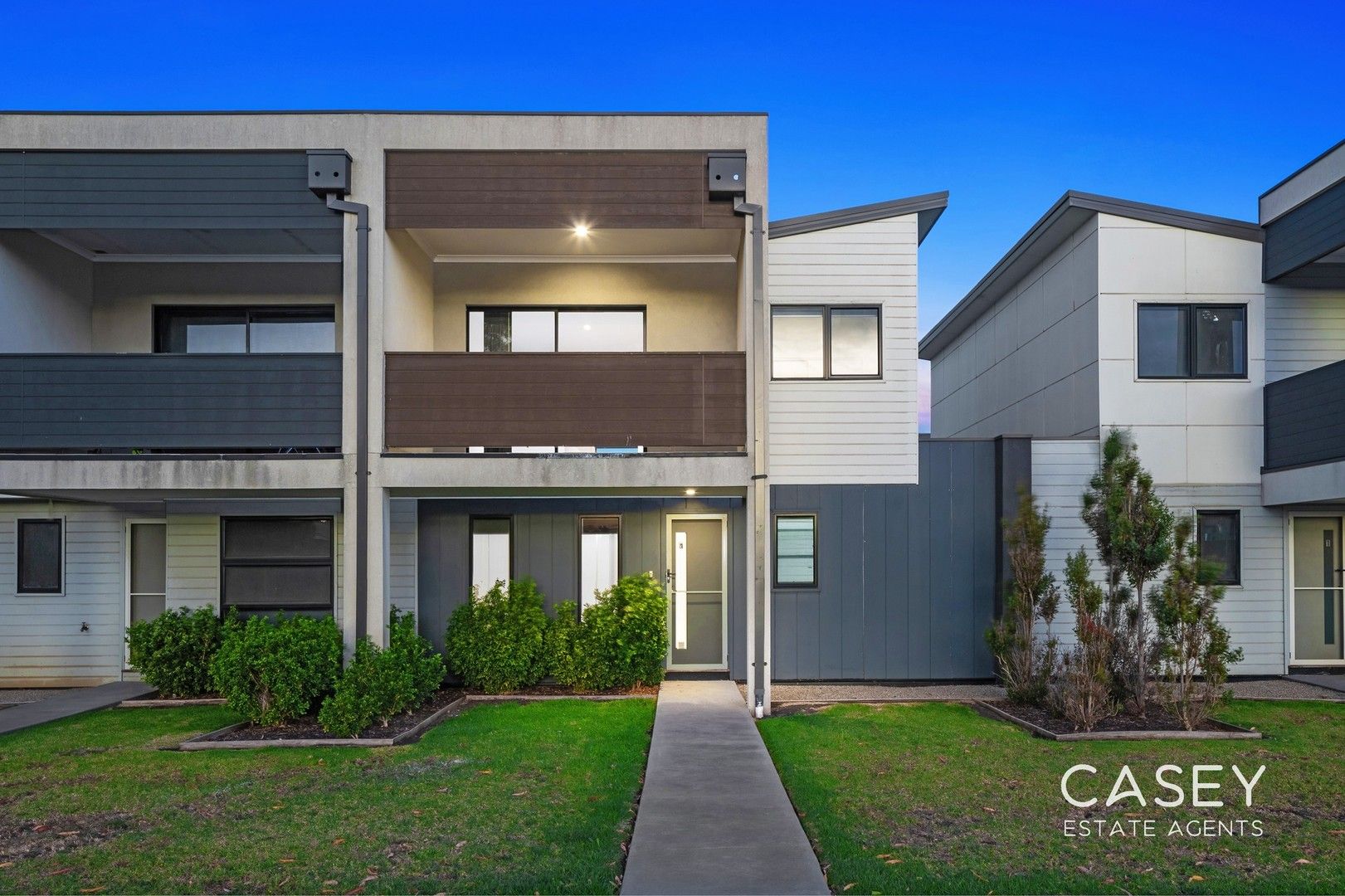 3 Nugget Way, Cranbourne East VIC 3977, Image 0