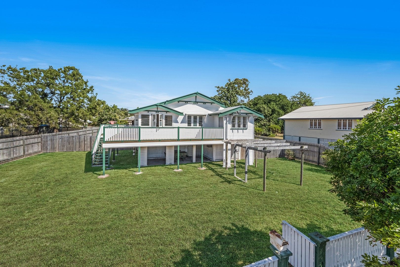 3 bedrooms House in 6 Hindley Street CURRAJONG QLD, 4812