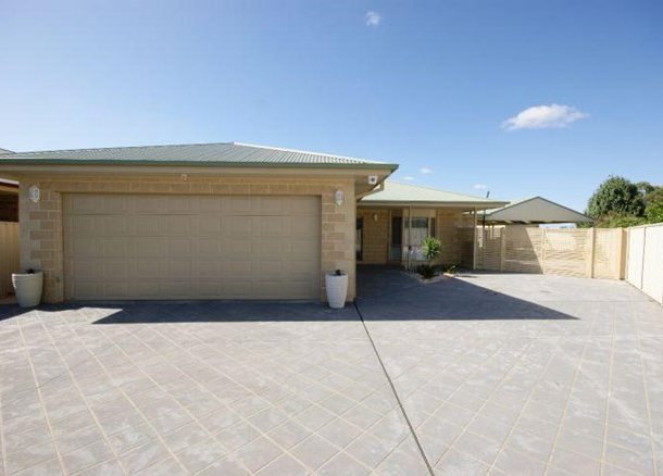 7 Thomas Court, Deniliquin NSW 2710