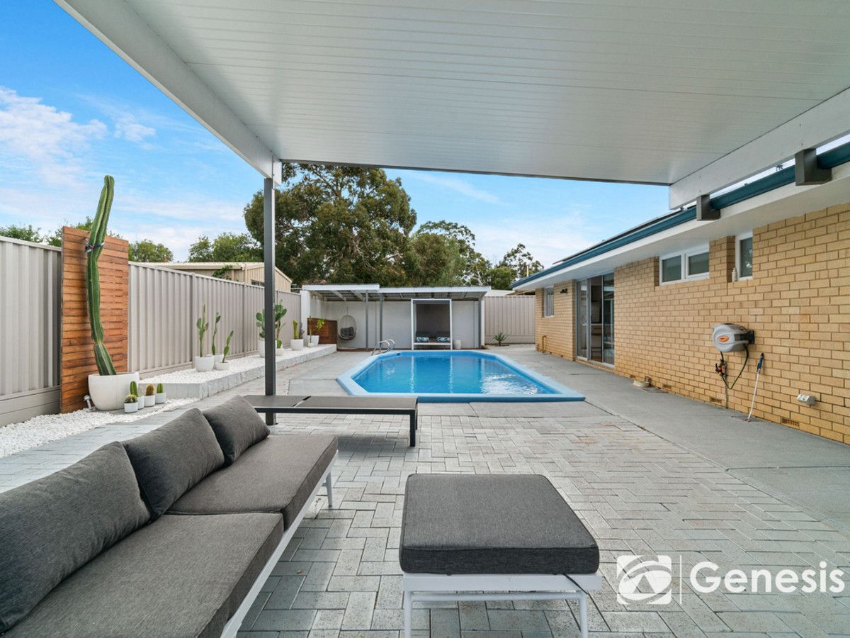 3 bedrooms House in 31 Begonia Way FORRESTFIELD WA, 6058
