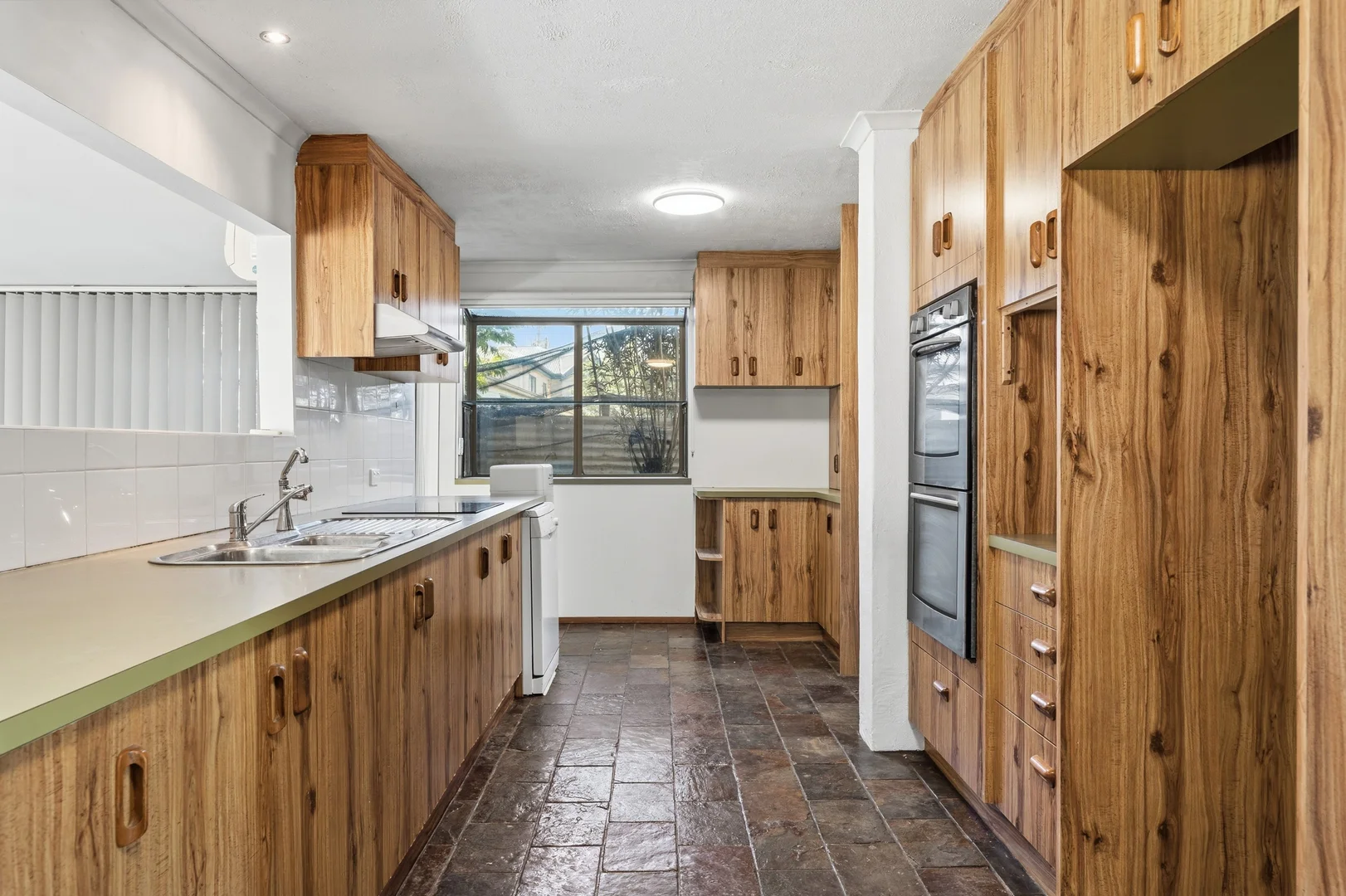 Additional image 7 of 17 Taunton Pde, Christies Beach SA 5165