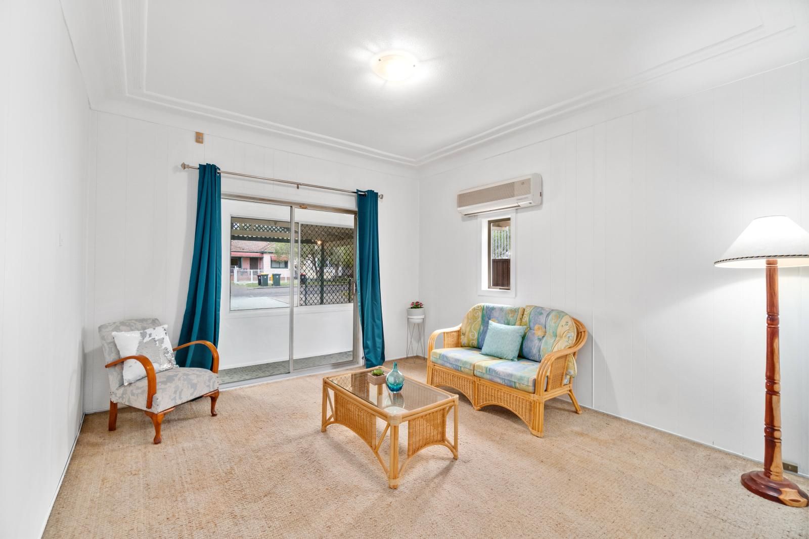 6 Ashcroft Street, Georges Hall NSW 2198, Image 1