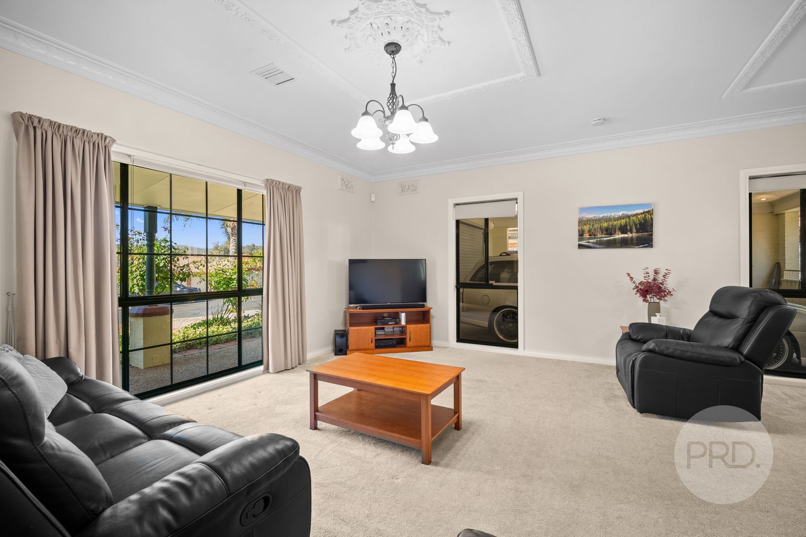 93 Crawshaw Crescent, Glenroy NSW 2640, Image 2