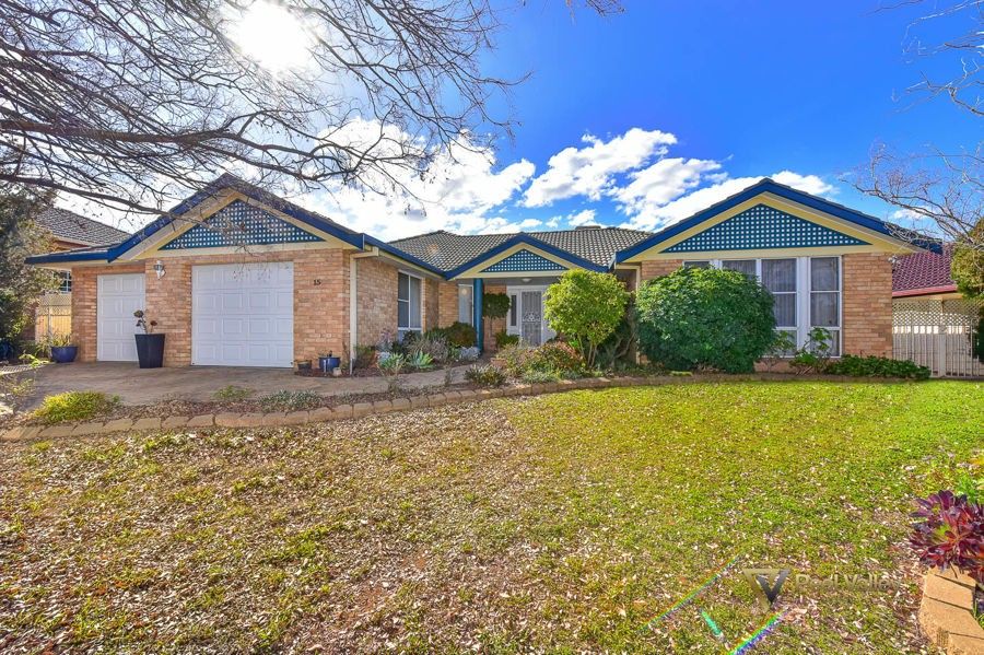 15 Stratford Place, Tamworth NSW 2340, Image 0