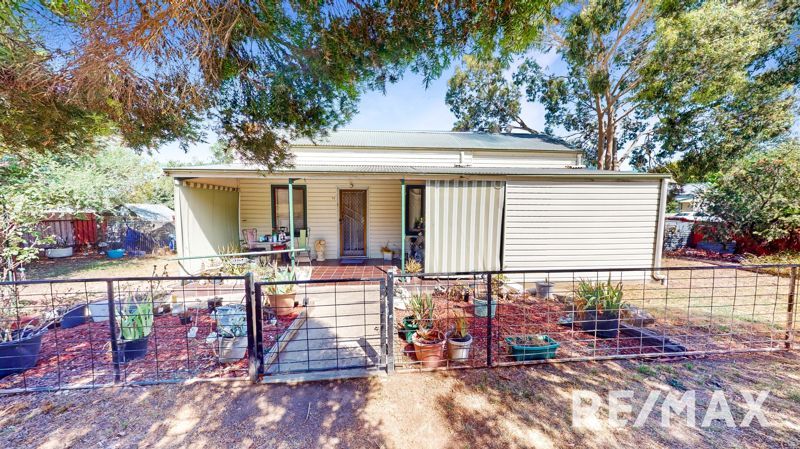 12 Illabo Road, Junee NSW 2663, Image 2