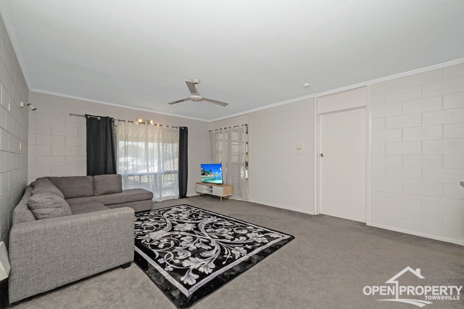 Unit 6/7 Ackers St, Hermit Park QLD 4812, Image 2